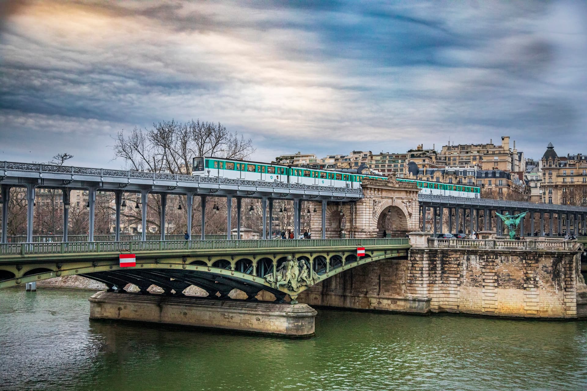 Pont de Bir Hakeim