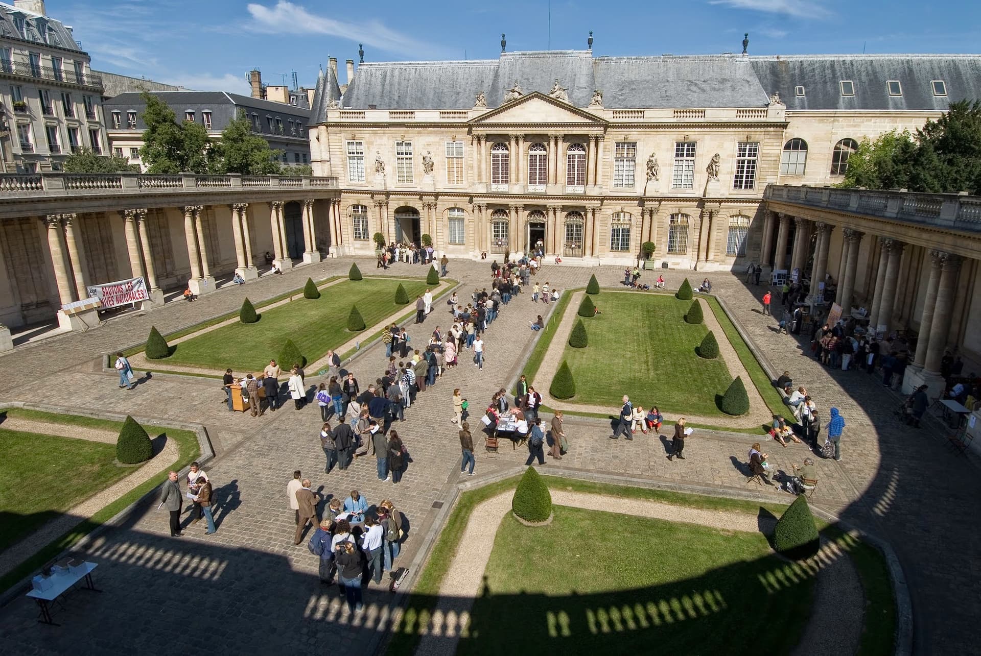 Musée des Archives Nationales - Hôtel de Soubise, Paris - Listen to the Audio Guide